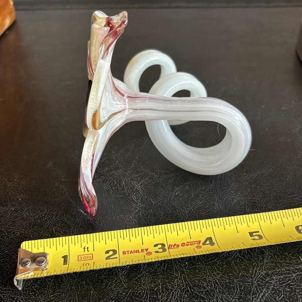 Murano Glass Flower with Cream and Pink Accents - Picture 5 of 6